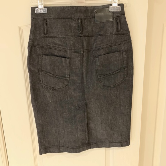Mexx High Waist Jean Skirt, Size 34, Black Jean - Picture 2 of 13